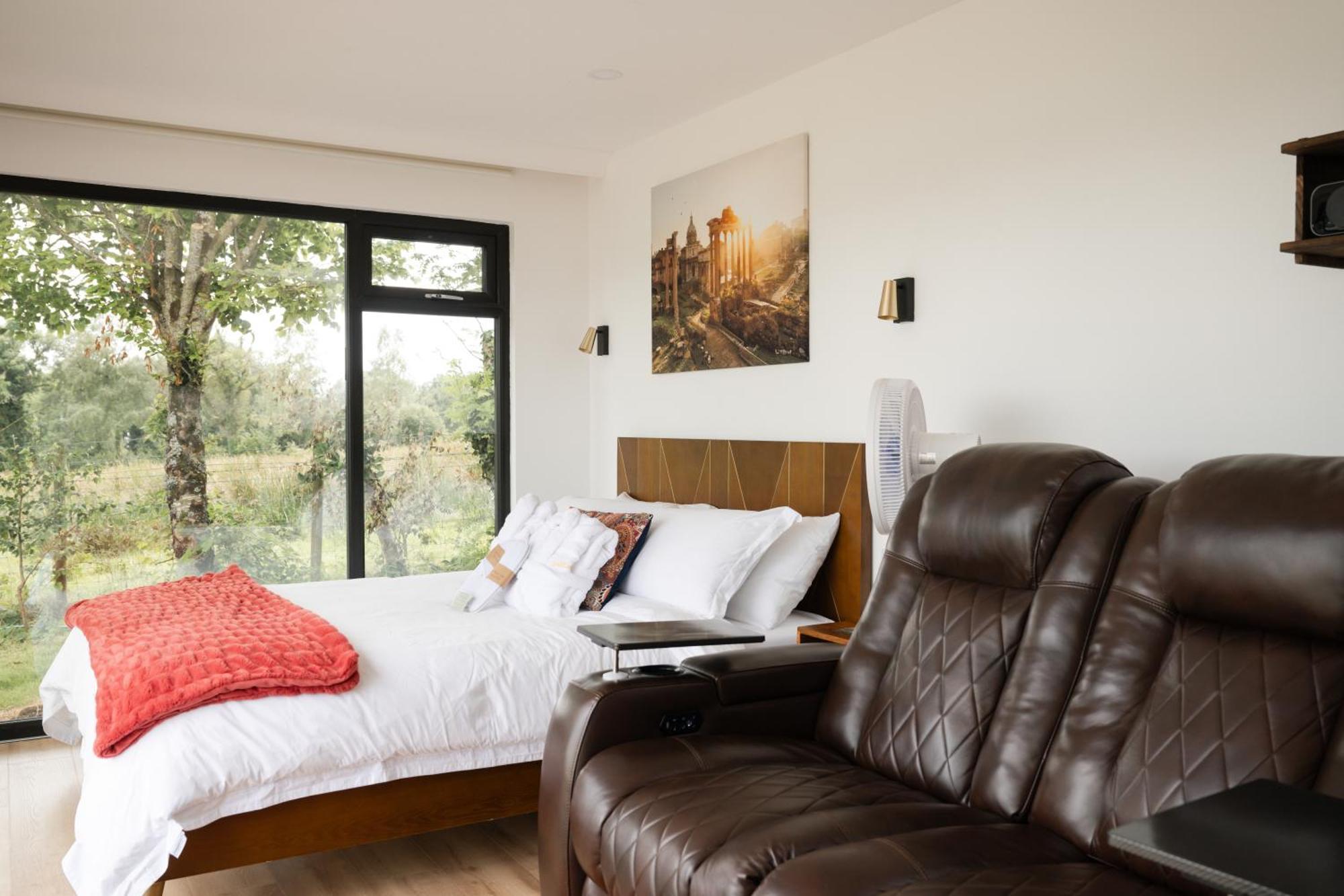 Lakescape - Waterfront Self- Catering Cabins Enniskillen Exterior photo