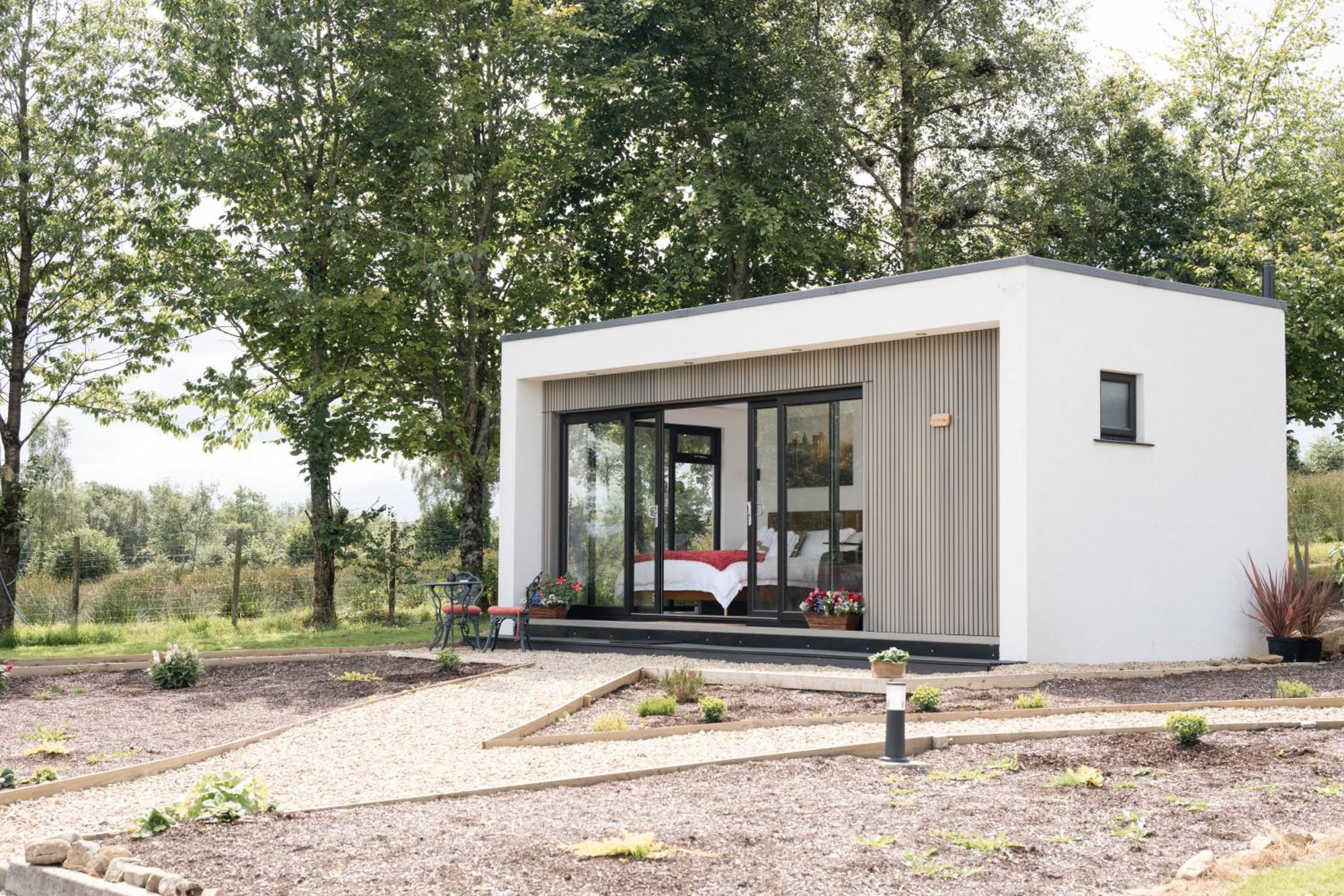 Lakescape - Waterfront Self- Catering Cabins Enniskillen Exterior photo