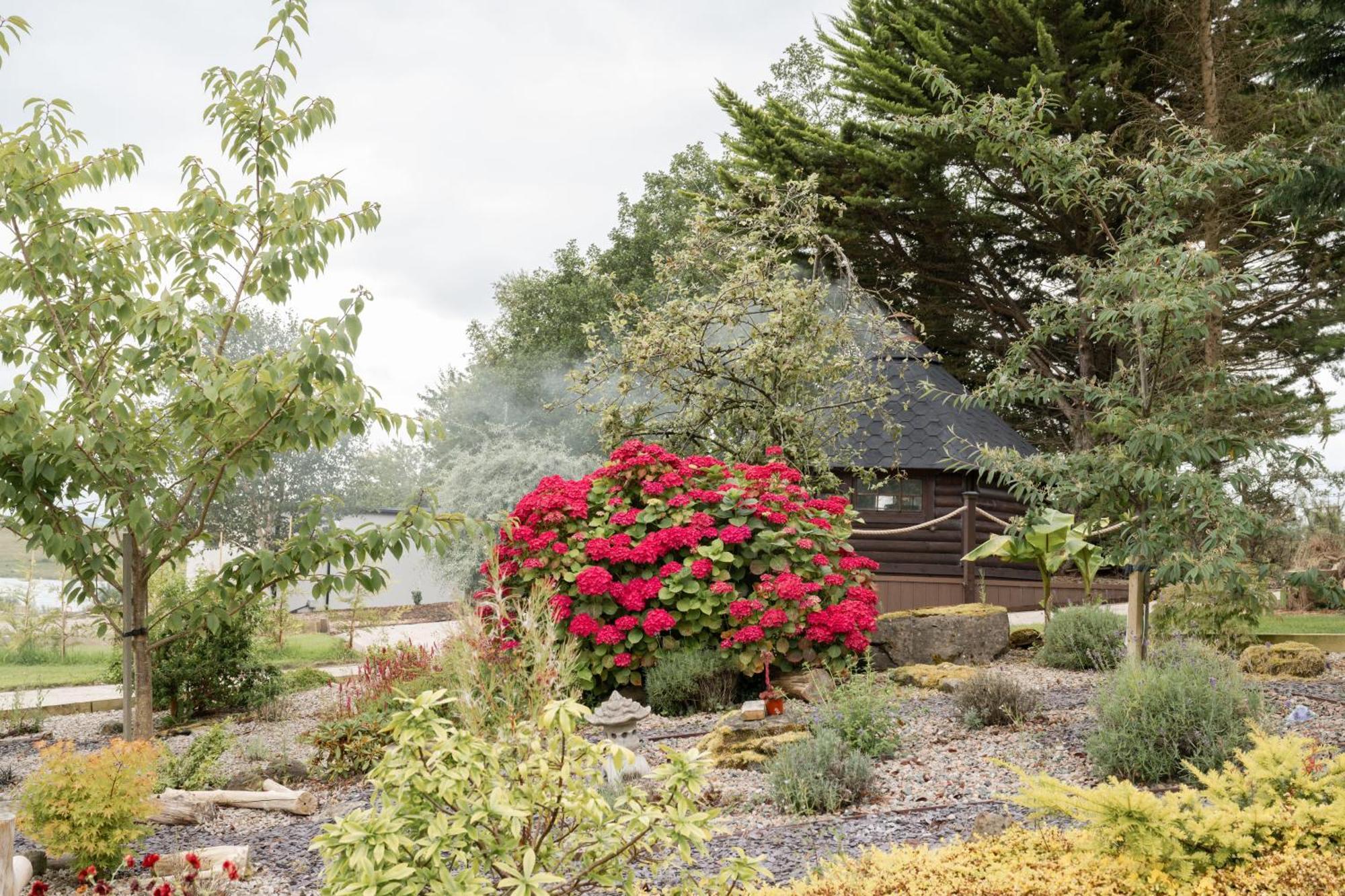 Lakescape - Waterfront Self- Catering Cabins Enniskillen Exterior photo